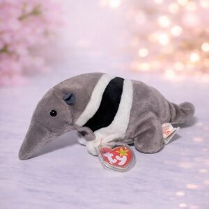 Ants Ty Gray and White Anteater Plush